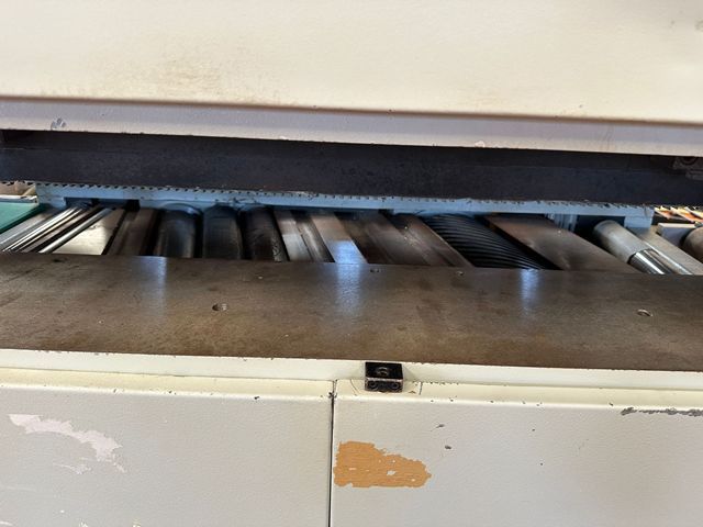 4LC052402-Caselli-Group-TOP-AND-BOTTOM-SANDING-LINE-OMA-STADYO (4).jpeg